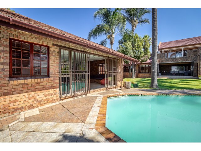 <!--[if BLOCK]><![endif]--> 201  Dale Lace Avenue, Randpark Ridge, Randpark Ridge,  Randburg <!--[if ENDBLOCK]><![endif]-->